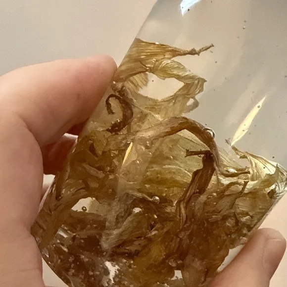 Unique Resin Decorative Bottle with Natural Dried Sunflower Petals - Picture 8 of 13